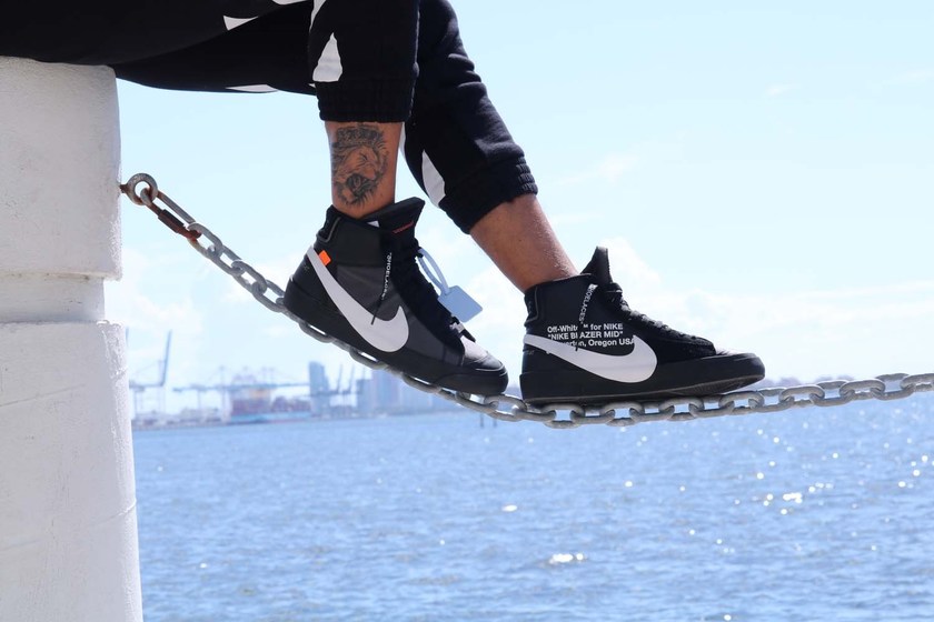 off-white-nike-blazer-spooky-pack-black-on-feet-08.jpg
