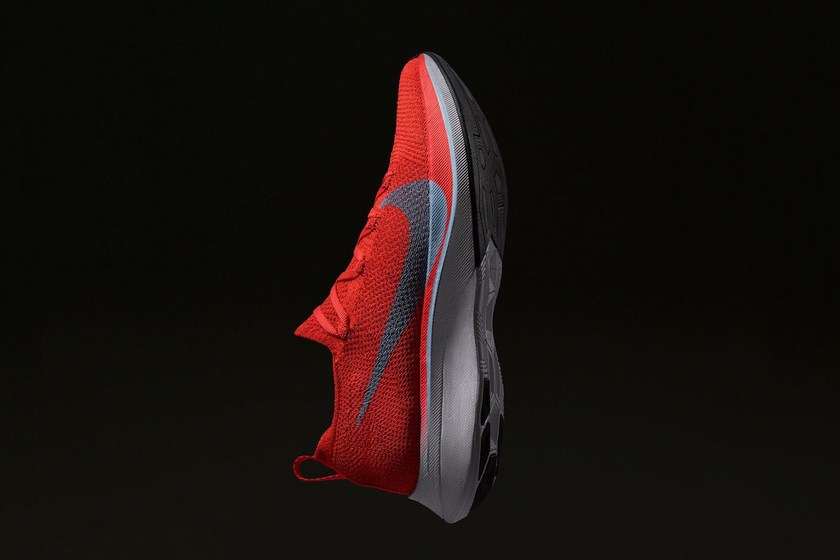 nike-zoom-vaporfly-4-flyknit-fly-sneaker-details-4.jpg