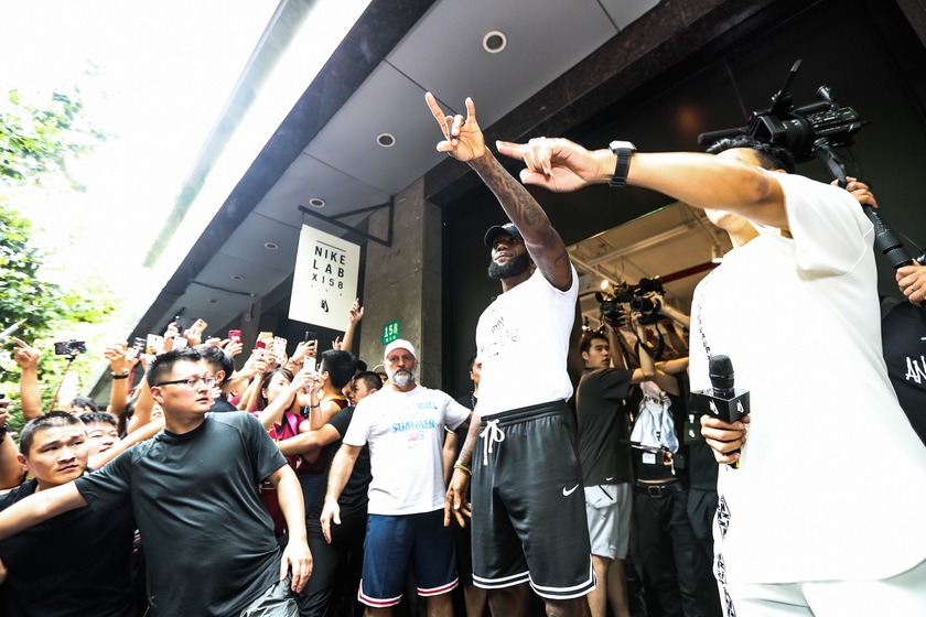 LeBron James_8.jpg