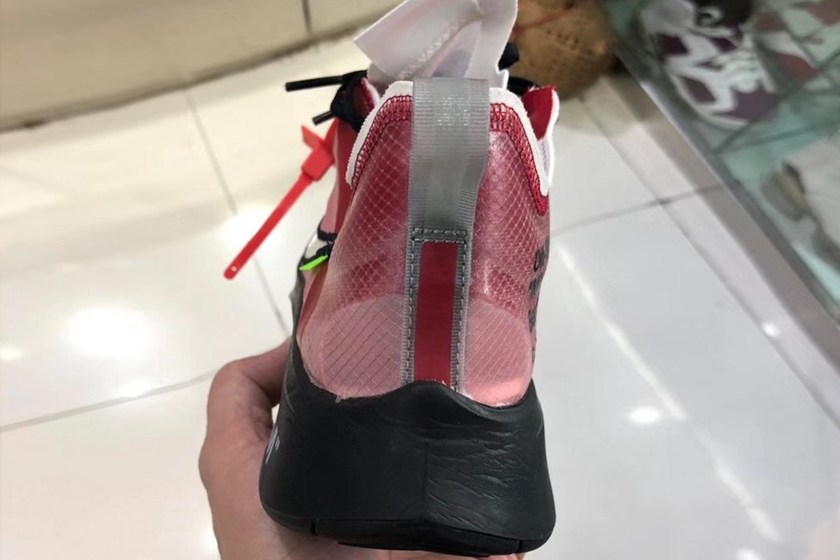 off-white-nike-zoom-fly-sp-promo-sample-look-006.jpg