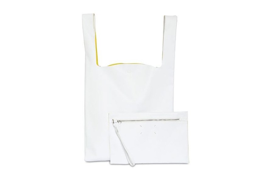 maison-margiela-fall-winter-2018-pvc-tote-bags-12.jpg