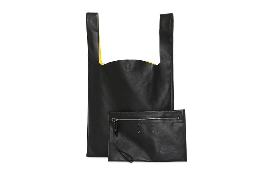 maison-margiela-fall-winter-2018-pvc-tote-bags-10.jpg