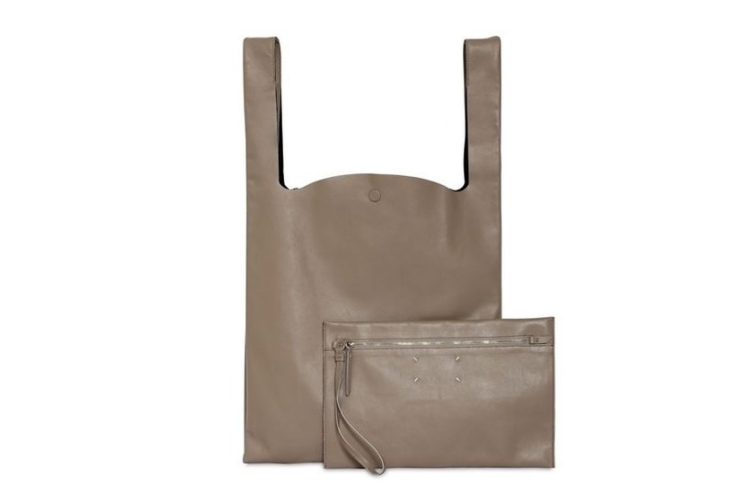 maison-margiela-fall-winter-2018-pvc-tote-bags-11.jpg
