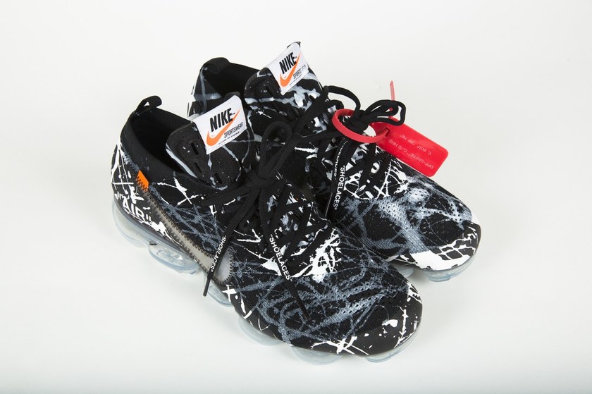 mr-brainwash-blitz-dj-am-custom-sneakers-2.jpg