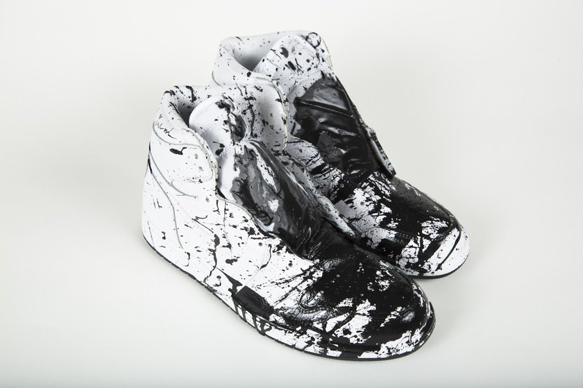 mr-brainwash-blitz-dj-am-custom-sneakers-7.jpg