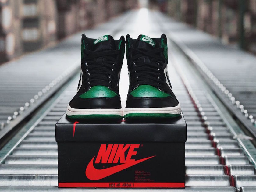 Air-Jordan-1-Pine-Green-2018-Release-Date-8.jpg
