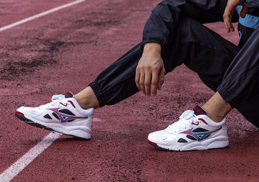 Mizuno-Sky-Medal-OG-2-1024x719.jpg