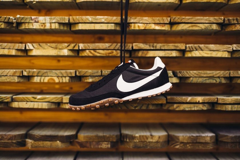 off-white-nike-waffle-racer-2019-1.jpg