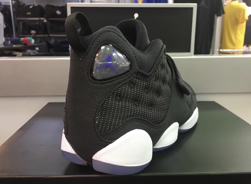 Air-Jordan-Black-Cat-Space-Jam-AR0772-001-Release-Date-3.jpg