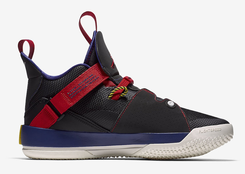 Air-Jordan-XXXIII-33-Tech-Pack-BV5072-001-Release-Date-2.jpg