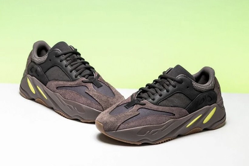adidas-yeezy-boost-700-mauve-closer-look-4.jpg