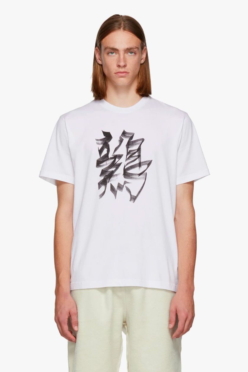 https_2F2Fhypebeast.com2Fimage2F20182F102Fvetements-chinese-zodiac-t-shirt-rooster.jpg