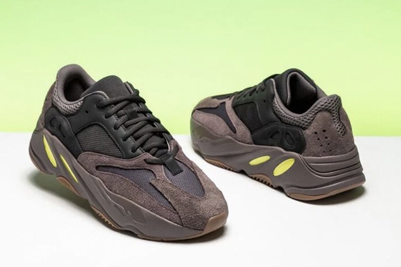 adidas-yeezy-boost-700-mauve-closer-look-3.jpg