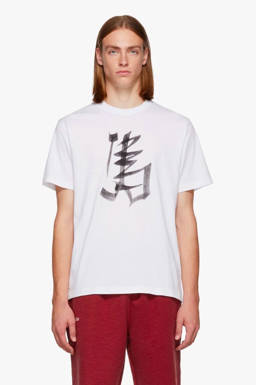 https_2F2Fhypebeast.com2Fimage2F20182F102Fvetements-chinese-zodiac-t-shirt-horse.jpg