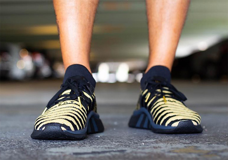 adidas-Dragon-Ball-Z-Shenron-Black-Gold-4.jpg