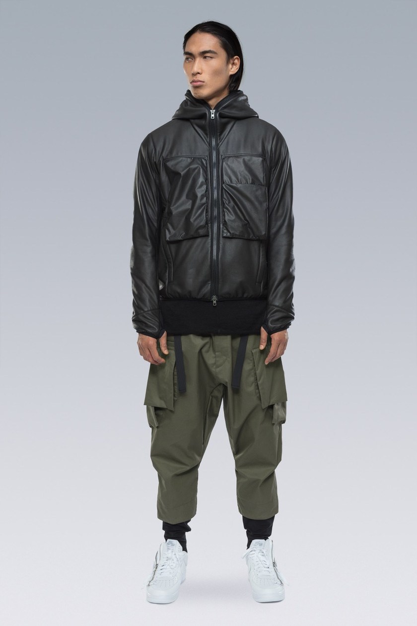 https_2F2Fhypebeast.com2Fimage2F20182F102Facronym-fall-winter-2019-collection-lookbook-3.jpg