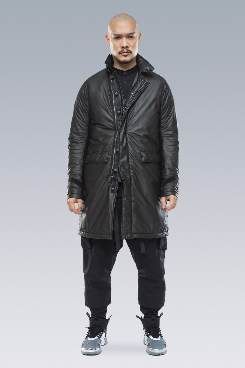 https_2F2Fhypebeast.com2Fimage2F20182F102Facronym-fall-winter-2019-collection-lookbook-6.jpg