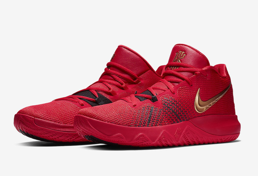 Nike-Kyrie-Flytrap-University-Red-Metallic-Gold-AA7071-600-4 (1).jpg