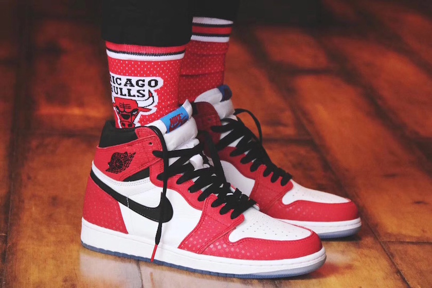 Air-Jordan-1-Chicago-Crystal-Release-Date.jpg