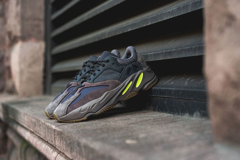 adidas-yeezy-boost-700-mauve-closer-look-2-1.jpg