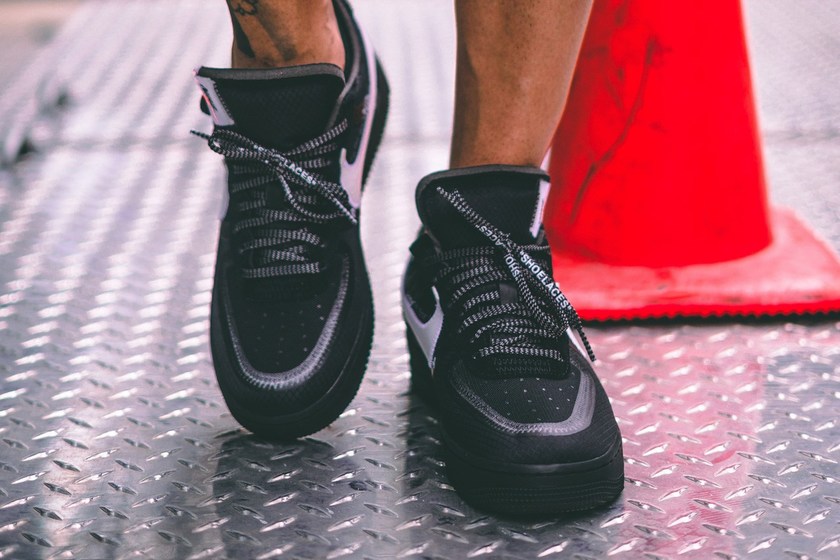 off-white-nike-air-force-1-v2-black-006.jpg