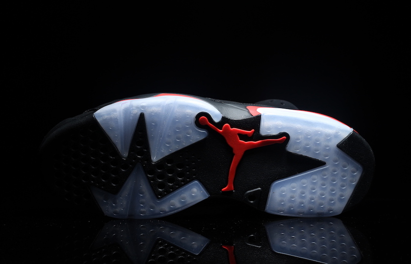 Air-Jordan-6-Black-Infrared-384664-060-2019-Retro-Release-Date-14.jpg