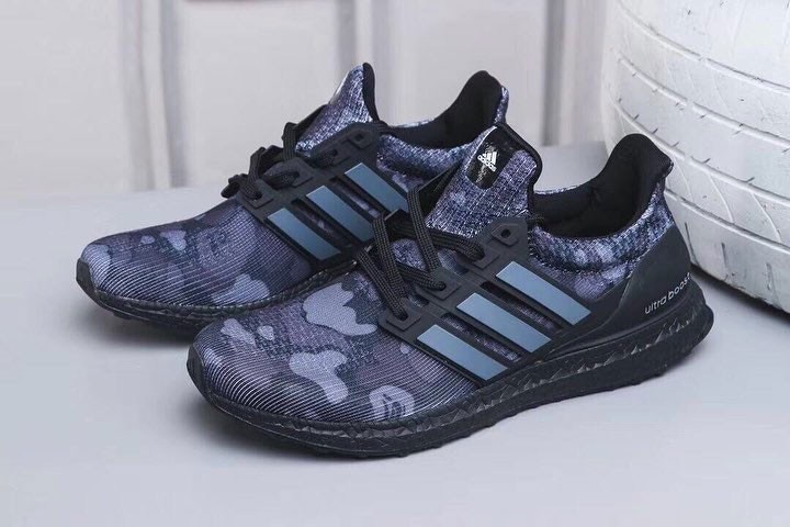 https_2F2Fhypebeast.com2Fimage2F20182F112Fa-closer-look-at-the-bape-x-adidas-ultraboost-black-camo-01.jpg