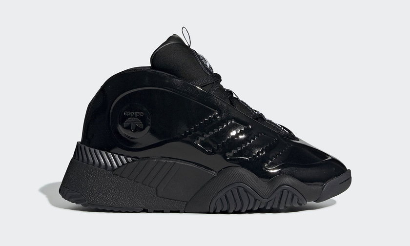adidas-turnout-bball-EE9027_01_standard.jpg