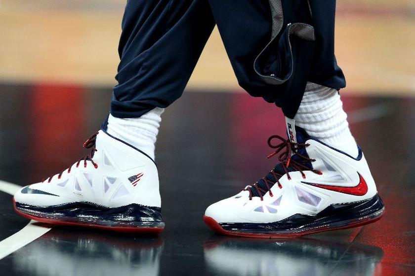 nike-lebron-10-pe-usa-basketball-2-01 (1).jpg