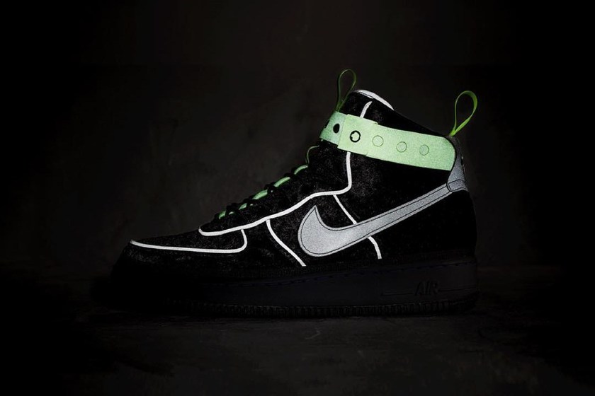 magic-stick-nike-air-force-1-vip-black-2.jpg
