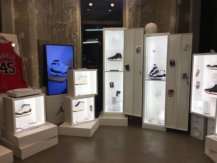SneakersnstuffçAir Jordan 11 Concord Grail Tour