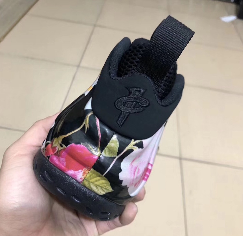 Nike Air Foamposite One Floral 2019å叿¥æä»·æ ¼