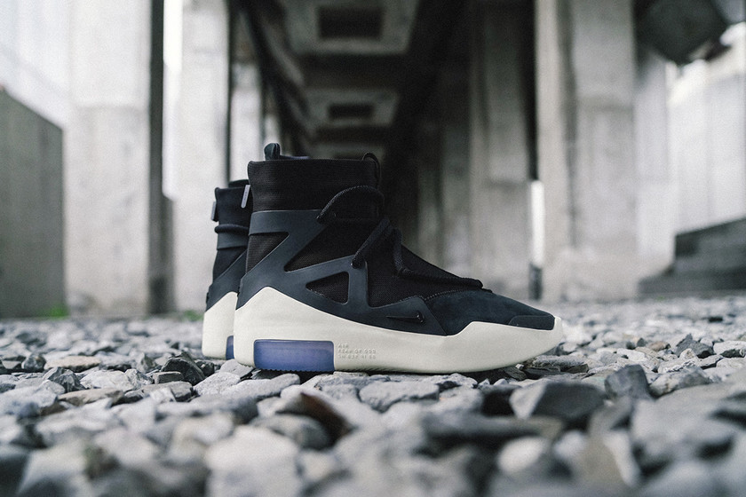 https_%2F%2Fhypebeast.com%2Fimage%2F2018%2F11%2Fnike-air-fear-of-god-1-sneakers-closer-look-9.jpg
