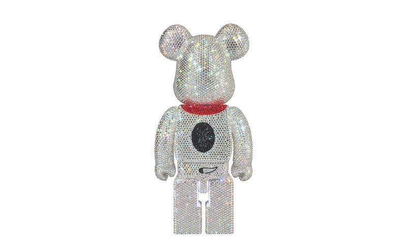 https_2F2Fhypebeast.com2Fimage2F20182F112Fmedicom-peanuts-crystal-snoopy-bearbrick-02.jpg