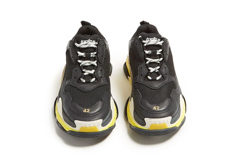 balenciaga-triple-s-low-top-trainer-first-look-04.jpg