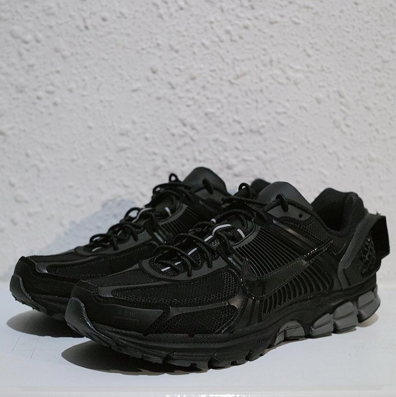 a-cold-wall-x-nike-zoom-vomero-5-custom-ziv-lee-6.jpg