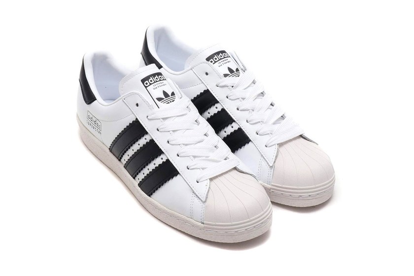 https_2F2Fhypebeast.com2Fimage2F20182F122Fadidas-superstar-80s-enlarged-stripes-002.jpg