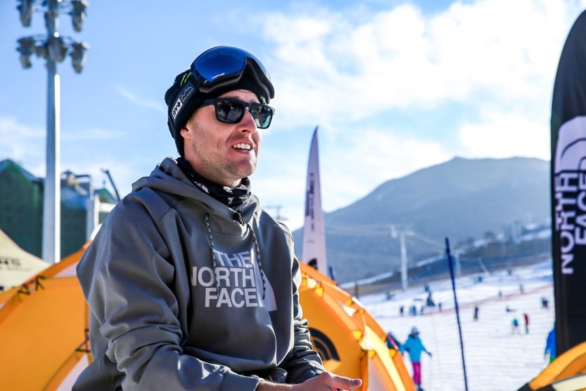 the-north-face-x-vans-skiing-collection-01.jpg