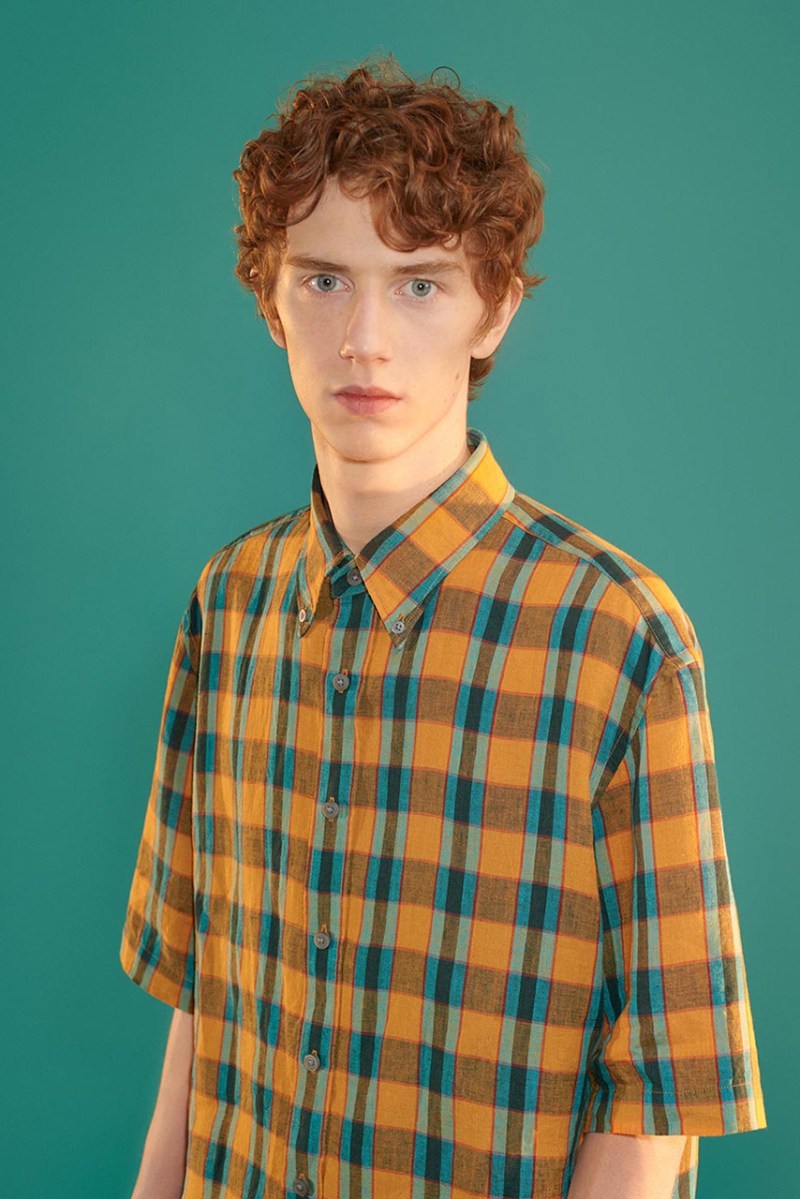 主æé:registered::registered:è±è²èª¿ - UNIQLO U 2019 æ¥å¤ç³»å Lookbook æ£å¼ç¼ä½