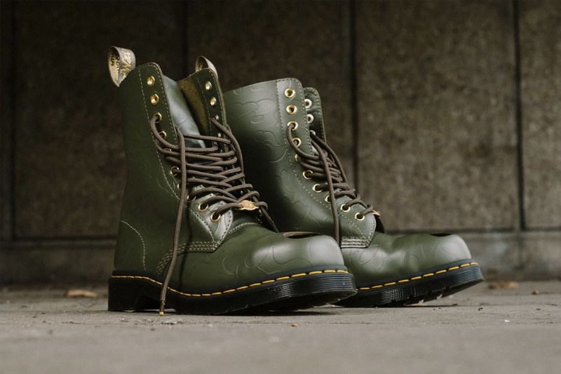 A BATHING APEÂ:registered: x Dr. Martens å
¨æ°è¯ä¹ç³»ååéç»å ´
