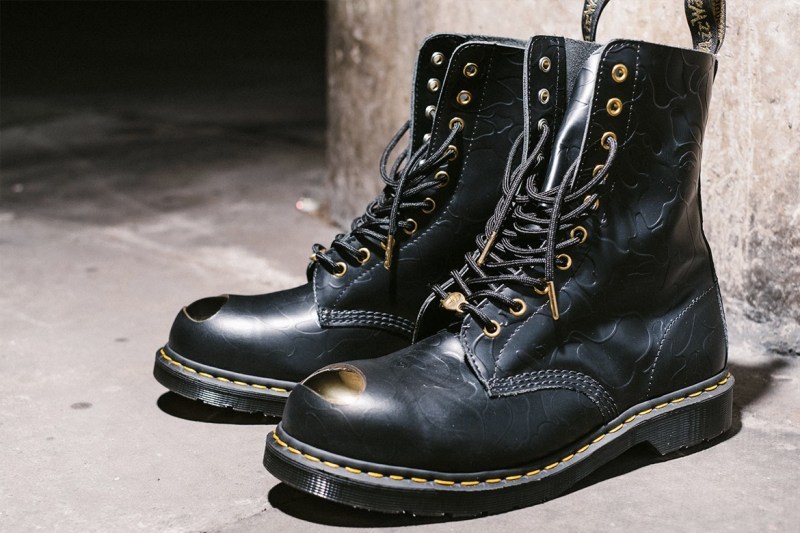 A BATHING APEÂ:registered: x Dr. Martens å
¨æ°è¯ä¹ç³»ååéç»å ´