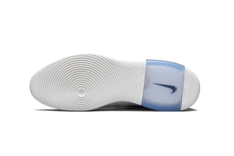 Nike Air Fear of God ä¼ééãShoot Aroundãå
¨æ°ç½è²çæ¬éåº