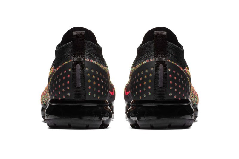 Nike Air VaporMax Flyknit 2.0 å
¨æ°ãMulti-Colorãé
è²ç»å ´