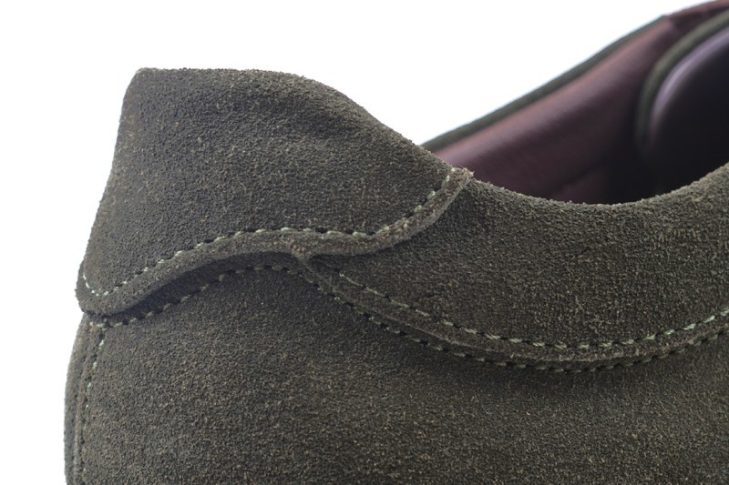 æ¶åè¿è¦½ LESS x oqLiq ææ°è¯ä¹ TABI è¶³è¢çéç³»å