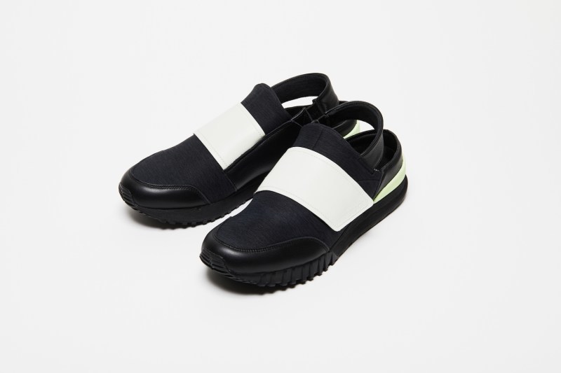 Onitsuka Tiger ææ ANREALAGE æ¨åºèåéæ¬¾