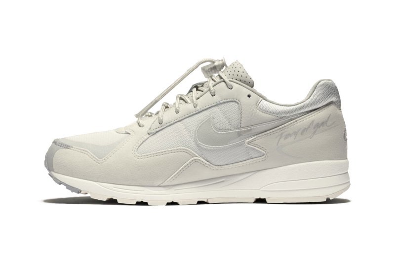 Fear of God x Nike Air Skylon II å
¨æ°ãLight Boneãé
è²æå
