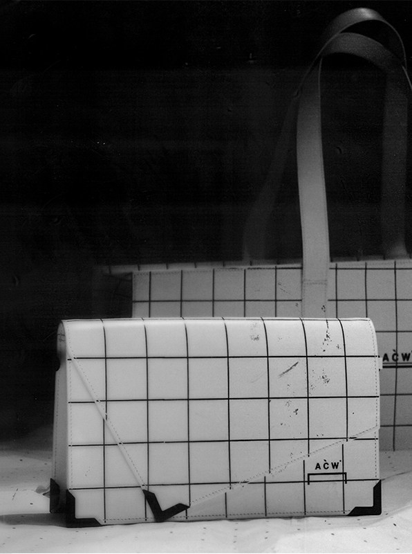 Samuel Ross æå A-COLD-WALL* å¨æ°åè¢ç³»å