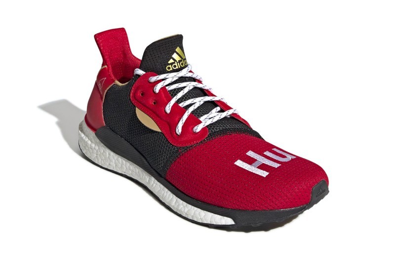 Pharell x adidas SOLAR Hu Glide ä¸åæ°å¹´å¥æ³¨é
è²