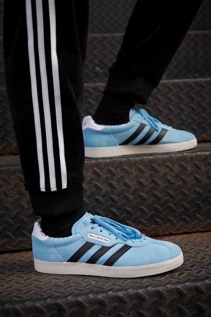 adidas Originals by have a good time å
¨æ°è¯åç³»åæ£å¼ç¼ä½