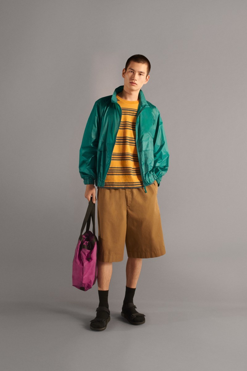 UNIQLO U 2019 æ¥å¤ç³»åç¼å:registered:æ¥æå
Ž
